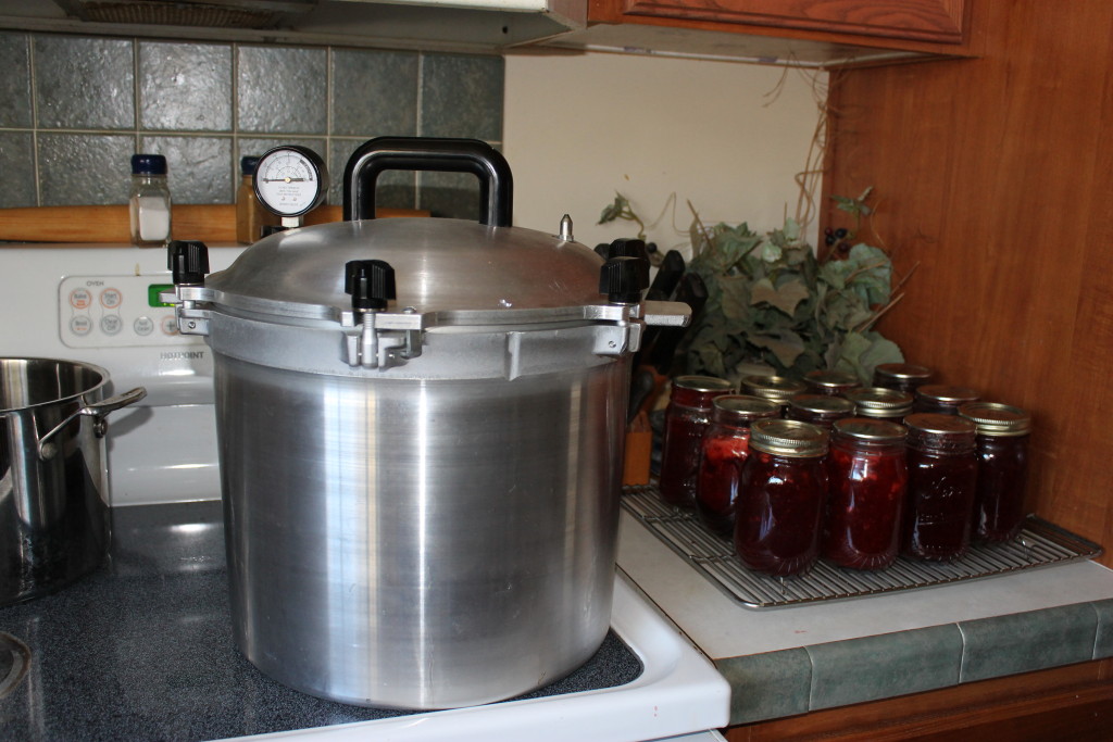 Canning Bone Broth - The Prepper Dome